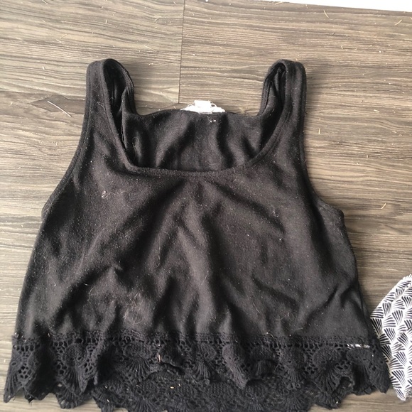 Tops - Picture 6 of 9